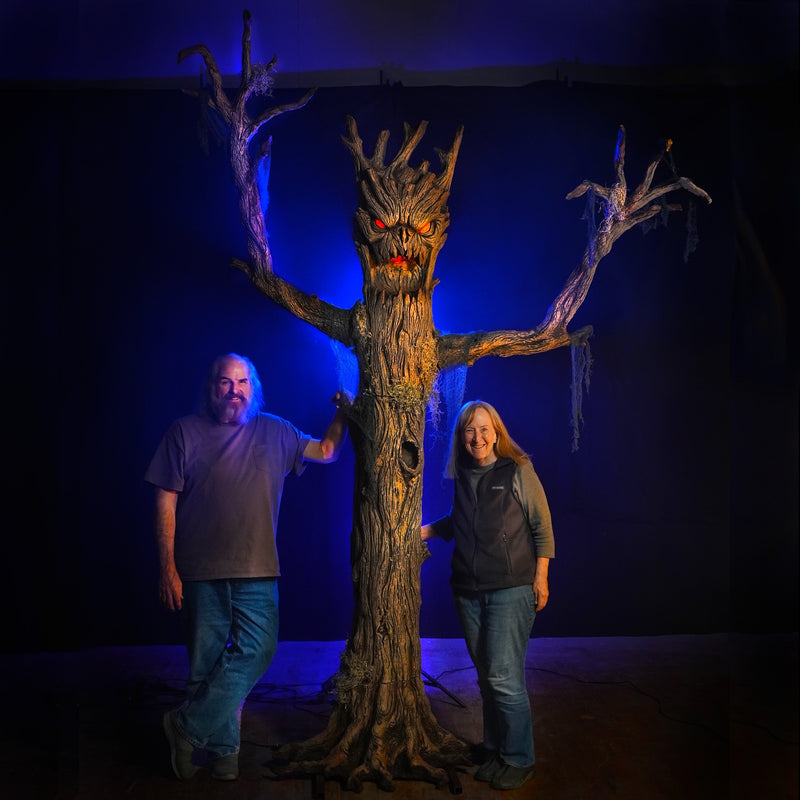 Distortions Unlimited Haunted Tree Halloween prop